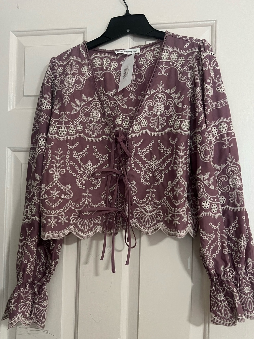 Mauve Embroidered Lace-Up Peasant Blouse L